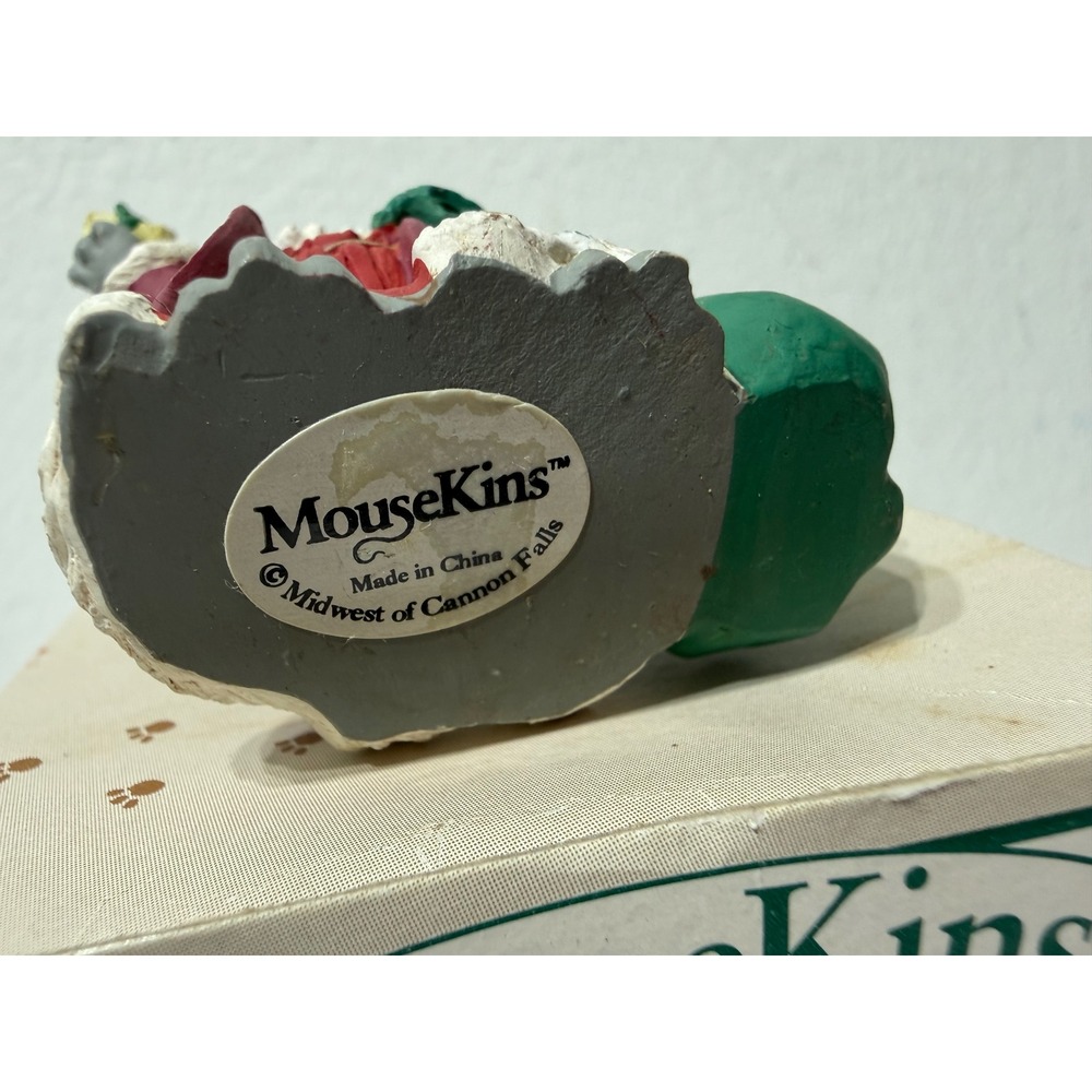 Midwest of Cannon Falls MouseKins Santa Mouse Gift Giver Figurine 12148-1 - Picture 2 of 8